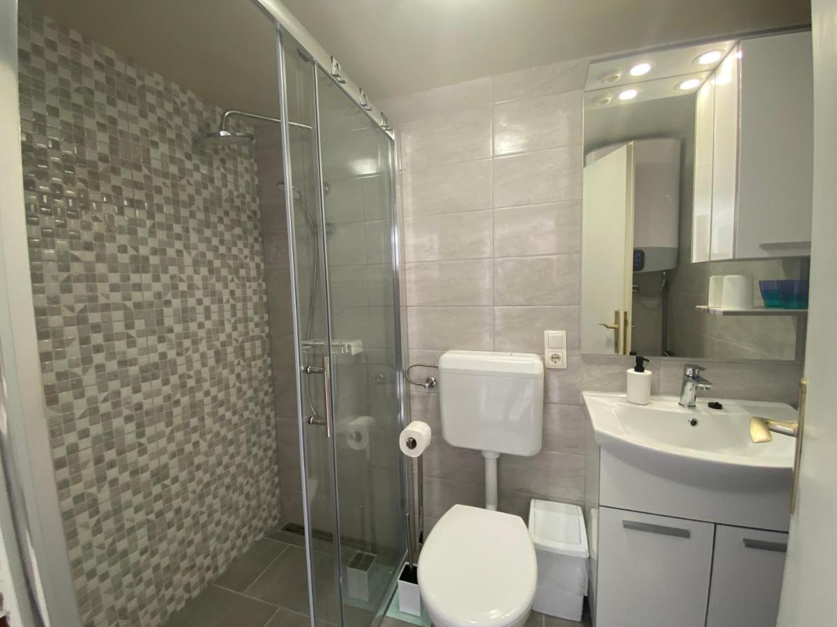 Apartment Surdic Valun Exterior photo