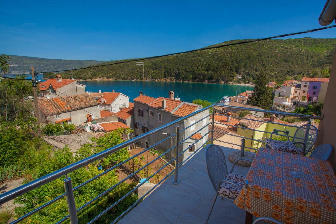 Apartment Surdic Valun Exterior photo