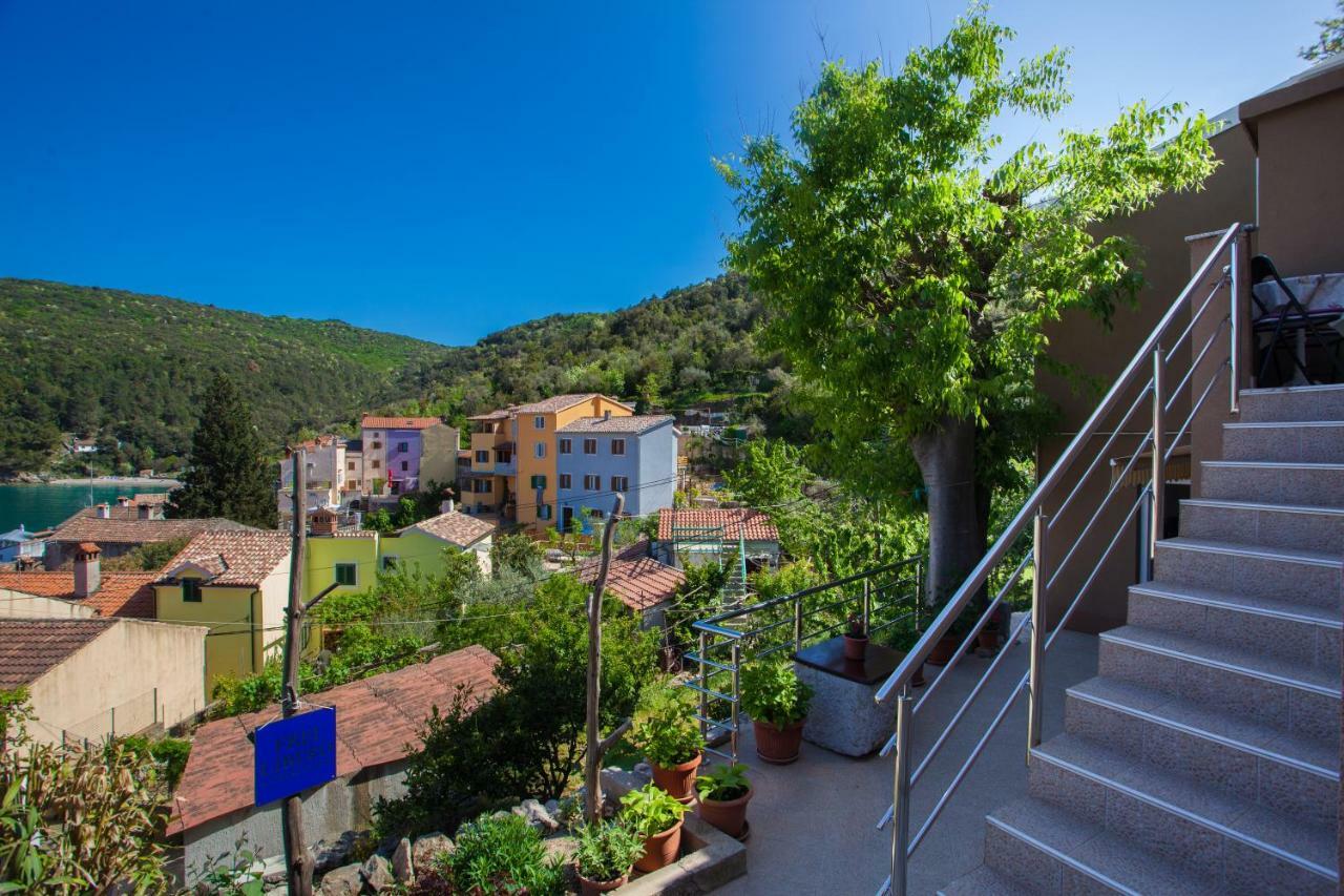 Apartment Surdic Valun Exterior photo
